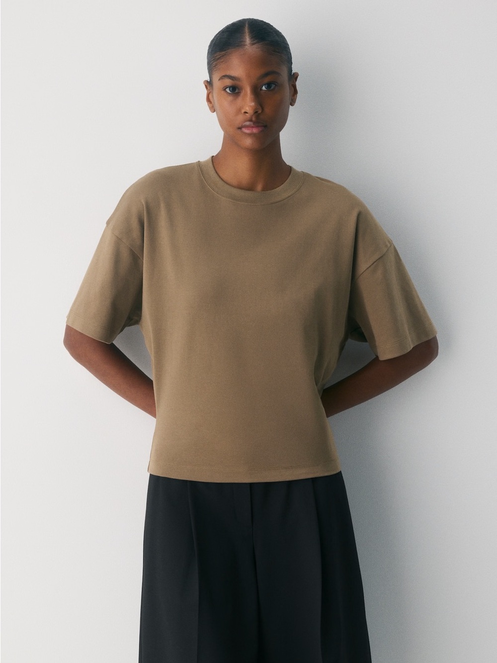 BABATON • InterLock Cotton Barclay T-Shirt in Folio Taupe